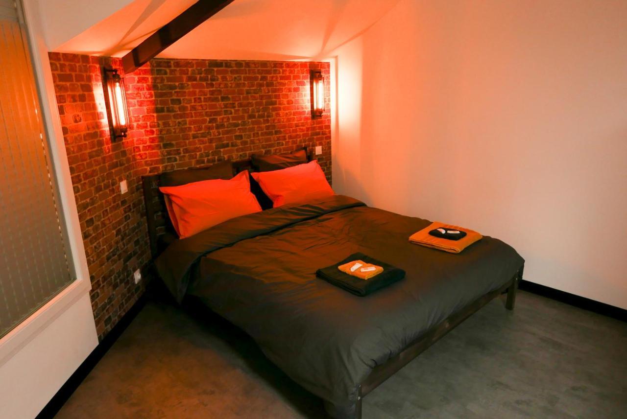 Meuble De Tourisme 3 Etoiles Loft Industriel A Fismes Villa Exterior photo